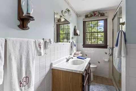 Bath - 11 Chatham Ln, Mashpee, MA 02649 photo 1 of 1