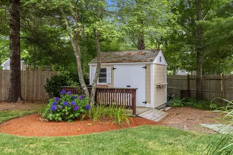 Exterior - 11 Chatham Ln, Mashpee, MA 02649 photo 6 of 6