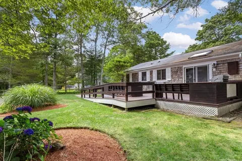 Exterior - 11 Chatham Ln, Mashpee, MA 02649 photo 3 of 6