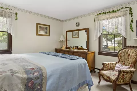 Bedroom - 11 Chatham Ln, Mashpee, MA 02649 photo 1 of 2