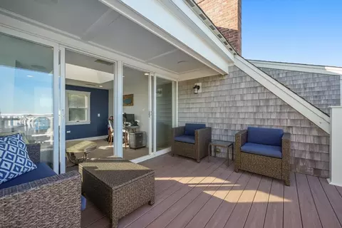 Exterior - 29 Bay Shore Rd, Barnstable, MA 02601 photo 3 of 5