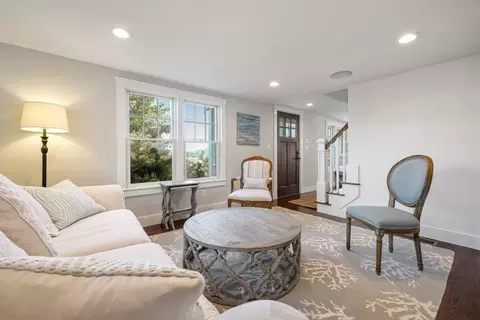 Living - 29 Bay Shore Rd, Barnstable, MA 02601 photo 5 of 5