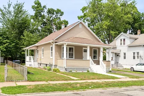Exterior - 64 Denver St, Springfield, MA 01109 photo 2 of 5