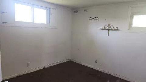 92 Sunset Dr, Springfield, MA 01109 photo 8