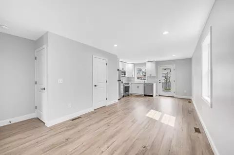 151-153 Catharine, Springfield, MA 01109 photo 5