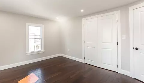 Bedroom - 69 Grinnell St, Fall River, MA 02721 photo 5 of 8