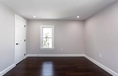 Bedroom - 69 Grinnell St, Fall River, MA 02721 photo 3 of 8
