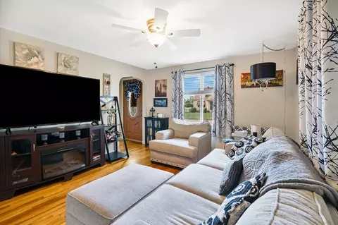 71 Clairmont Ave, Chicopee, MA 01013 photo 15