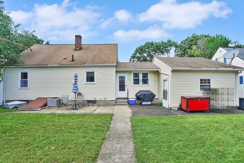 71 Clairmont Ave, Chicopee, MA 01013 photo 34