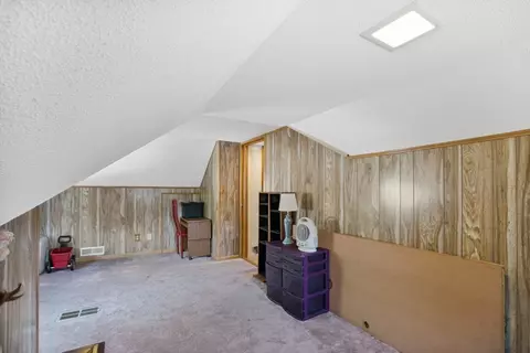 71 Clairmont Ave, Chicopee, MA 01013 photo 25