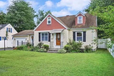 71 Clairmont Ave, Chicopee, MA 01013 photo 2