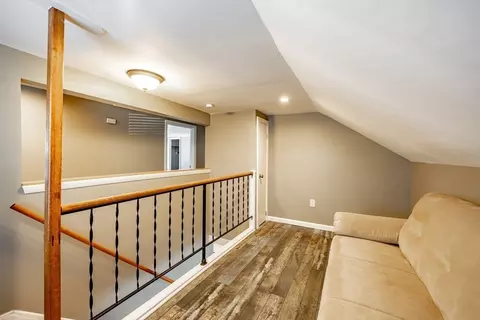 96 8th Ave, Chicopee, MA 01020 photo 22