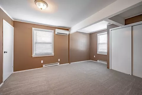96 8th Ave, Chicopee, MA 01020 photo 11