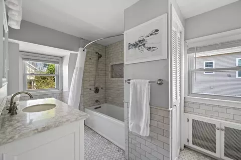 210 Willow St, Boston, MA 02132 photo 25