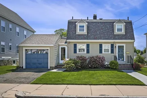 210 Willow St, Boston, MA 02132 photo 2