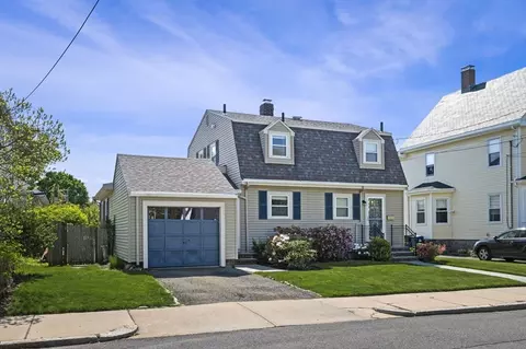 210 Willow St, Boston, MA 02132 photo 3