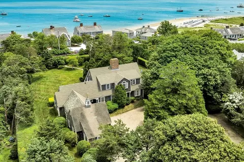 38 Sandy Shoes Ln, Chatham, MA 02633