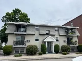 13 Summer St #14, Westborough, MA 01581