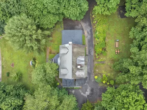 View/Area - 1015 Pleasant, Worcester, MA 01602 photo 2 of 2