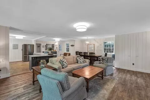 7 Pine Ave, Mashpee, MA 02649 photo 10