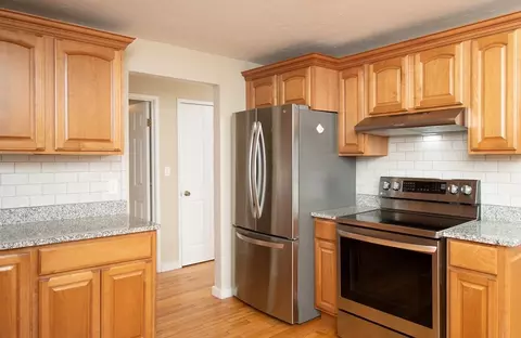 Kitchen - 1 Shellback Way #A1, Mashpee, MA 02649 photo 4 of 7
