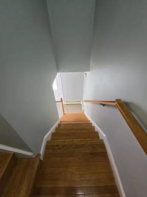 4 Palm St, Worcester, MA 01604 photo 11