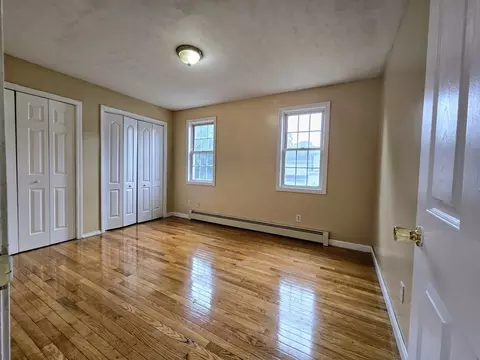 4 Palm St, Worcester, MA 01604 photo 12