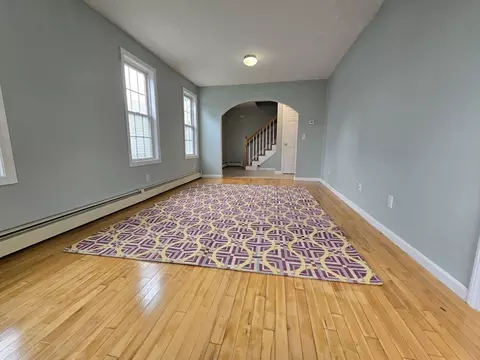4 Palm St, Worcester, MA 01604 photo 6