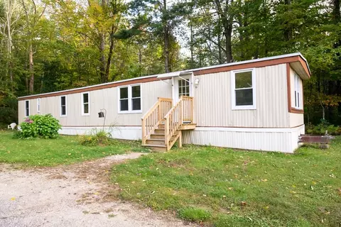 13 Willow Trailer Park, Templeton, MA 01468