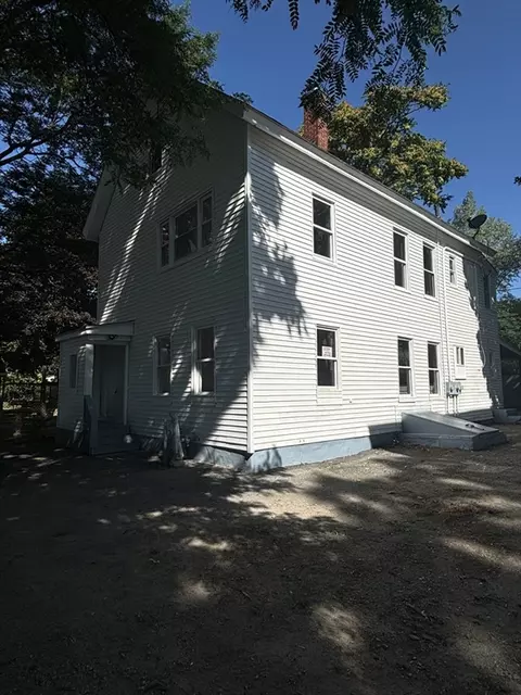 9 Pleasant Ter, Worcester, MA 01609 photo 2