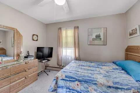 105 Hermitage Dr, Springfield, MA 01129 photo 12