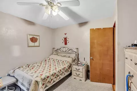 105 Hermitage Dr, Springfield, MA 01129 photo 6