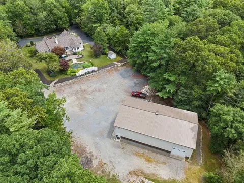 1559 Main St, Acushnet, MA 02743 photo 4