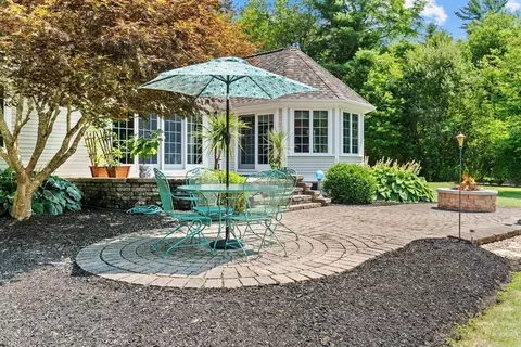 1559 Main St, Acushnet, MA 02743 photo 6