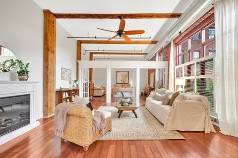 39 Millyard #105, Amesbury, MA 01913