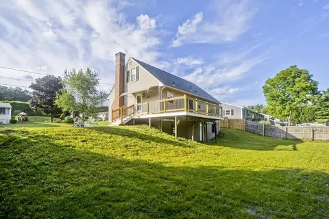 243 Murphy Ln, Chicopee, MA 01020 photo 38