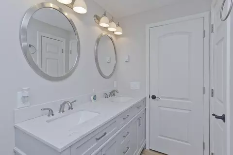 243 Murphy Ln, Chicopee, MA 01020 photo 26