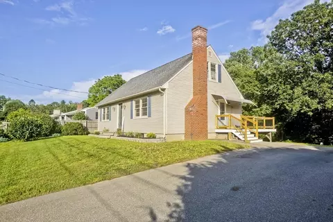 243 Murphy Ln, Chicopee, MA 01020 photo 3