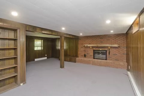 243 Murphy Ln, Chicopee, MA 01020 photo 32
