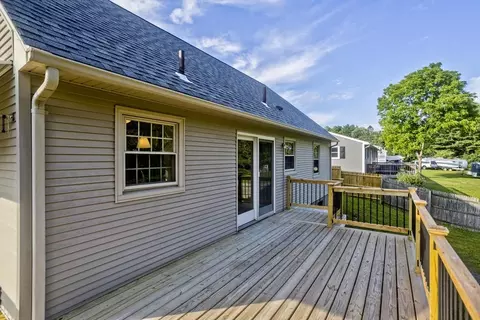 243 Murphy Ln, Chicopee, MA 01020 photo 34