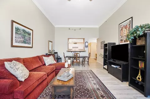 Living - 235 State St #227, Springfield, MA 01103 photo 2 of 5