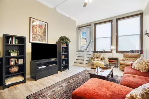 Living - 235 State St #227, Springfield, MA 01103 photo 1 of 5