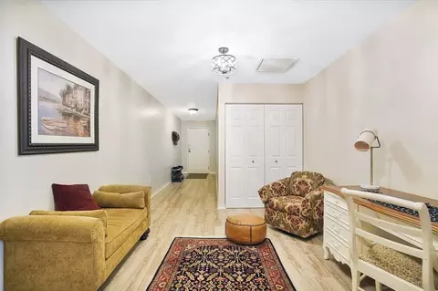 Entry Way - 235 State St #227, Springfield, MA 01103 photo 1 of 2