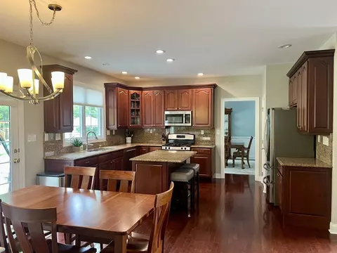 24 Endean Dr, Walpole, MA 02032 photo 16
