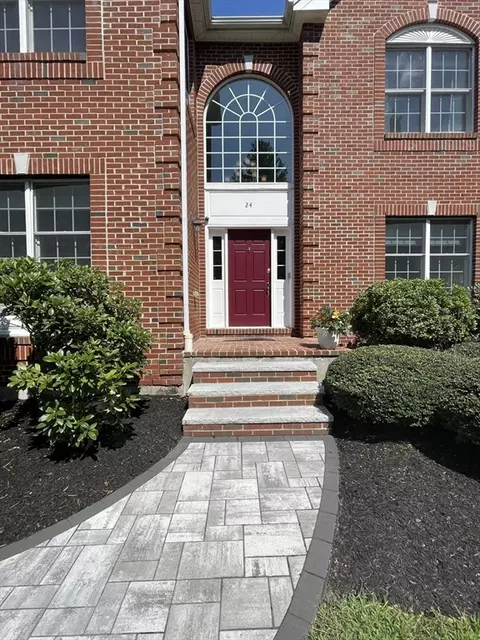 24 Endean Dr, Walpole, MA 02032 photo 2