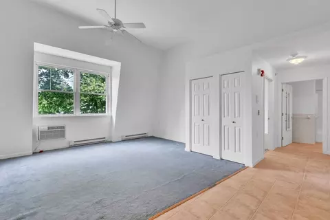 2 Mechanic St #R, Easthampton, MA 01027 photo 3