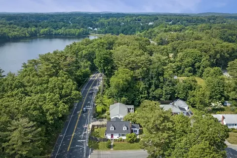 View/Area - 2 Sargent St, Beverly, MA 01915 photo 2 of 6