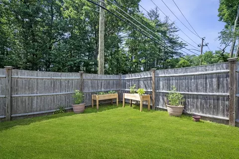 Exterior - 2 Sargent St, Beverly, MA 01915 photo 6 of 8