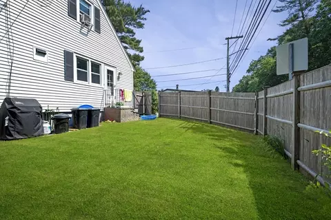 Exterior - 2 Sargent St, Beverly, MA 01915 photo 3 of 8