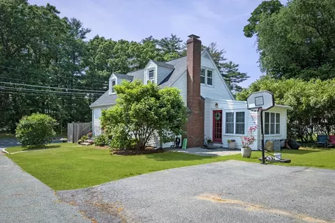 Exterior - 2 Sargent St, Beverly, MA 01915 photo 8 of 8